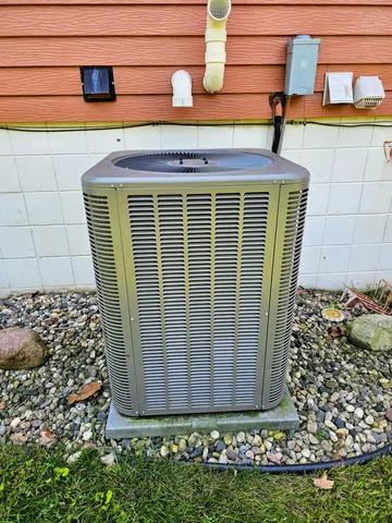 $215,000 | 402 East 2nd Street North, Truman, MN 56088