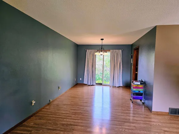 $205,000 | 402 East 2nd Street North, Truman, MN 56088