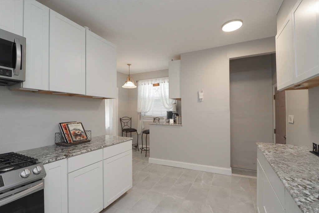83 Kimberly Avenue Springfield, MA 01108 - Photo 11 of 33