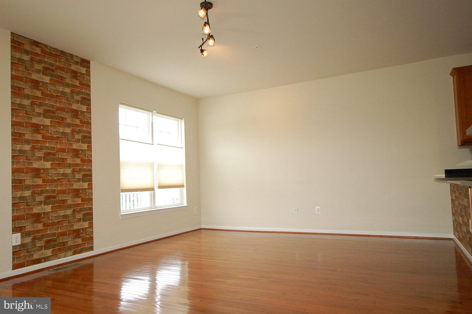 2717 Amber Crest Road Hanover, MD 21076 - Photo 5 of 50 Living room