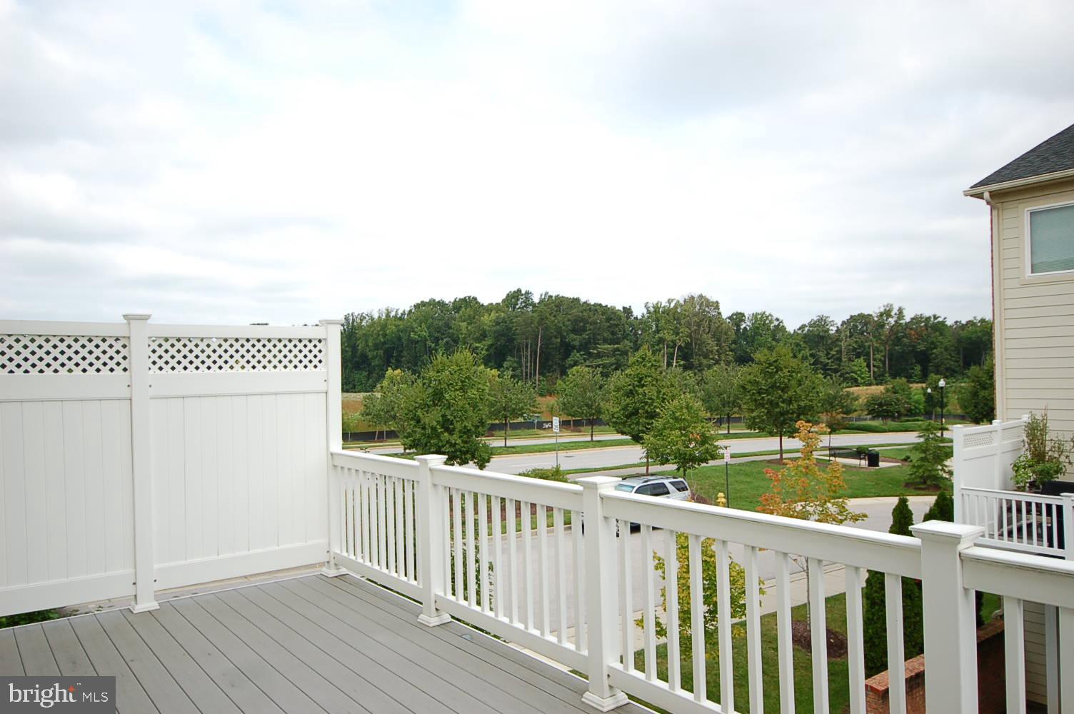 2717 Amber Crest Road Hanover, MD 21076 - Photo 44 of 50 Maintenance free trex deck