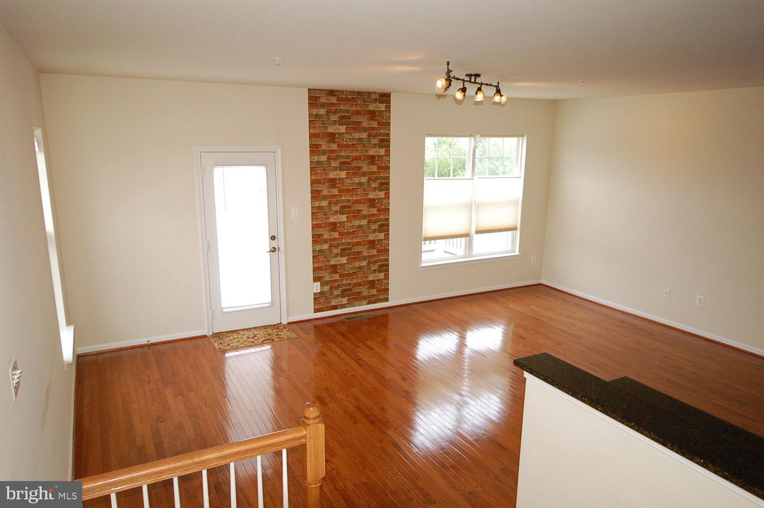 2717 Amber Crest Road Hanover, MD 21076 - Photo 6 of 50 Living room