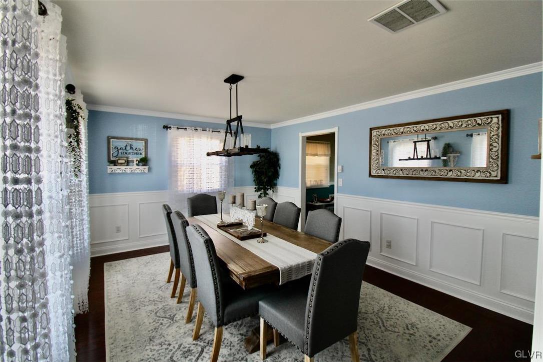 472 Georgetown Road Nazareth, PA 18064 - Photo 7 of 30 a view of a dining room with furniture
