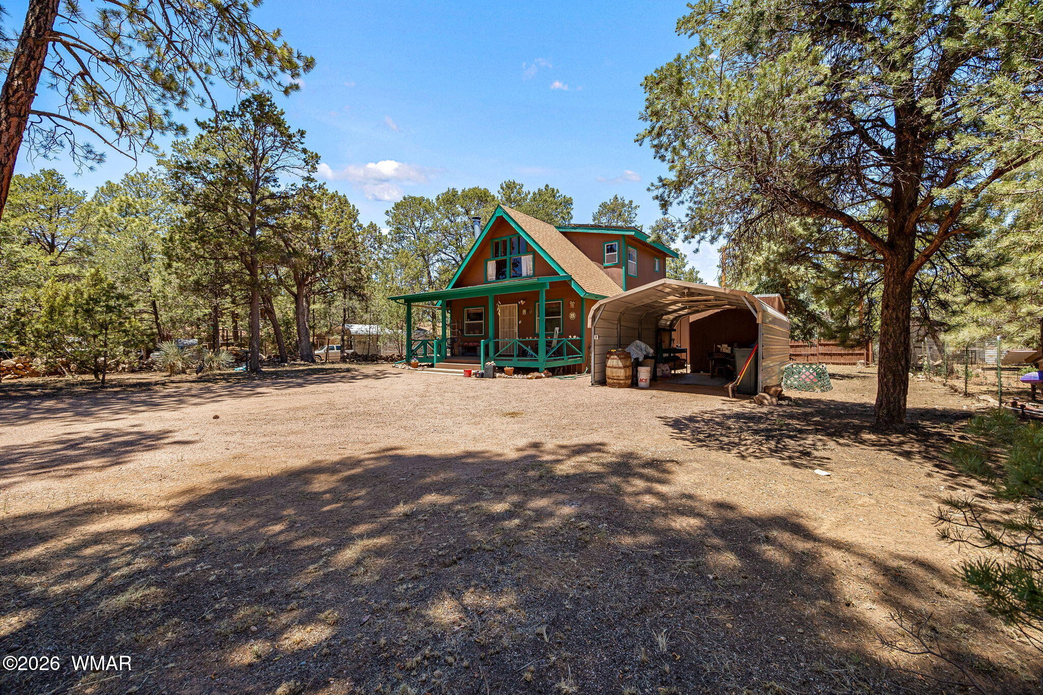 2118 Blue Jay Road Overgaard, AZ 85933 - Photo 3 of 36