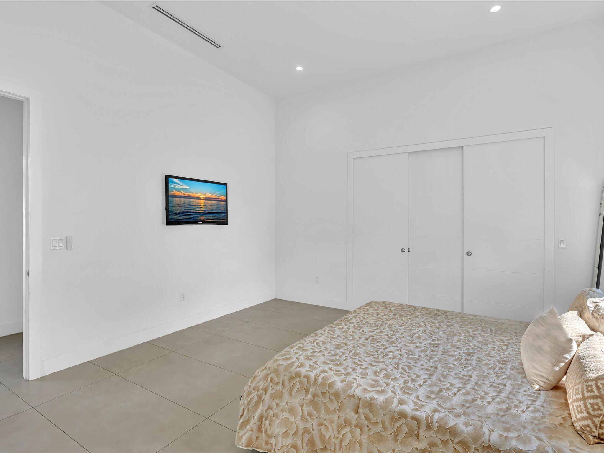 6122 Southwest 173rd Way Southwest Ranches, FL 33331 - Photo 85 of 137 Bedroom #5