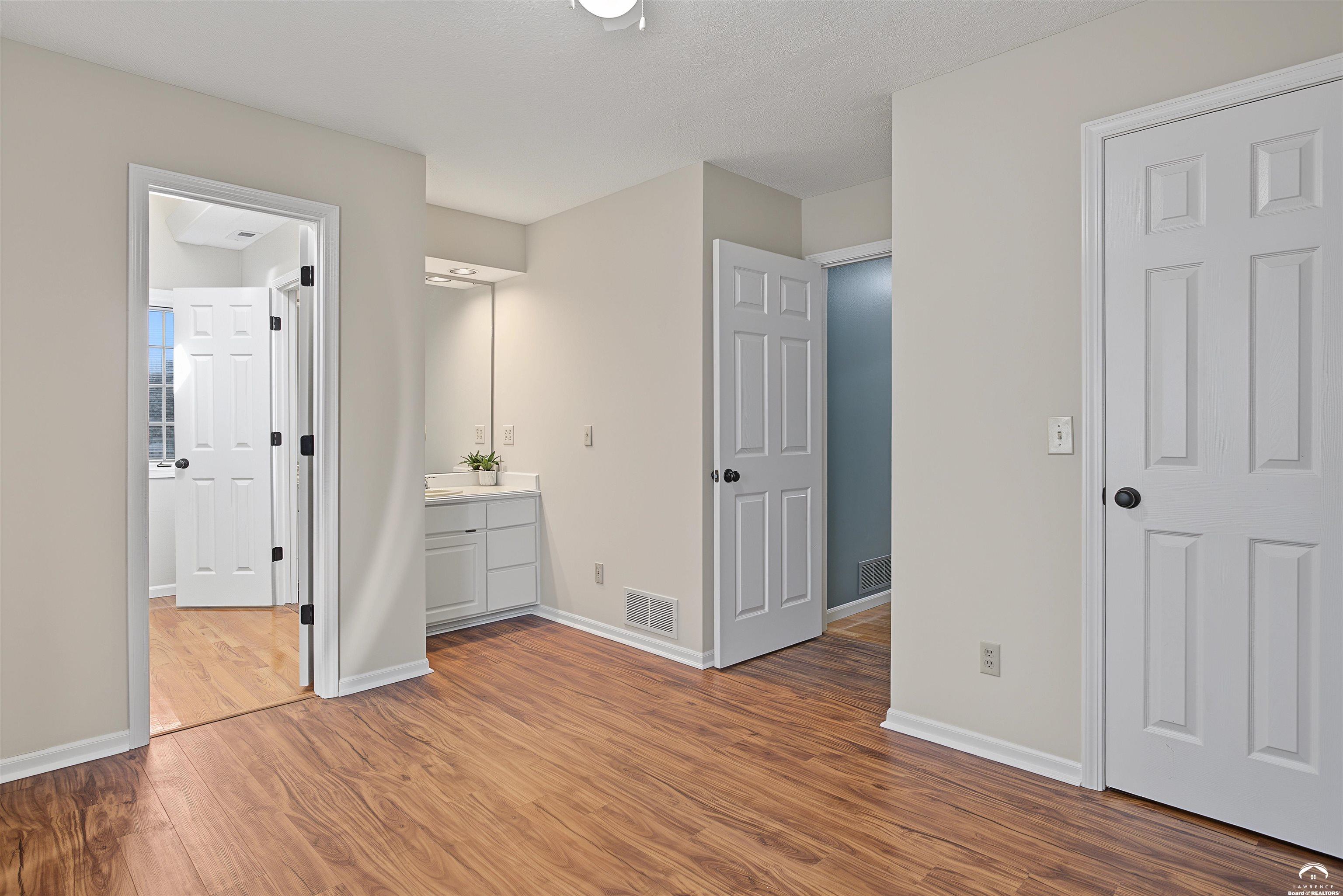 1071 East 1400th Road Lawrence, KS 66046 - Photo 34 of 64 Gallery Image 34