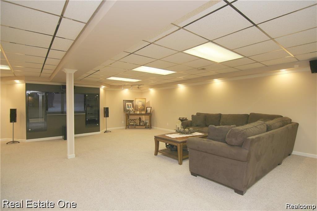 941 Norcross Drive Rochester, MI 48307 - Photo 27 of 31