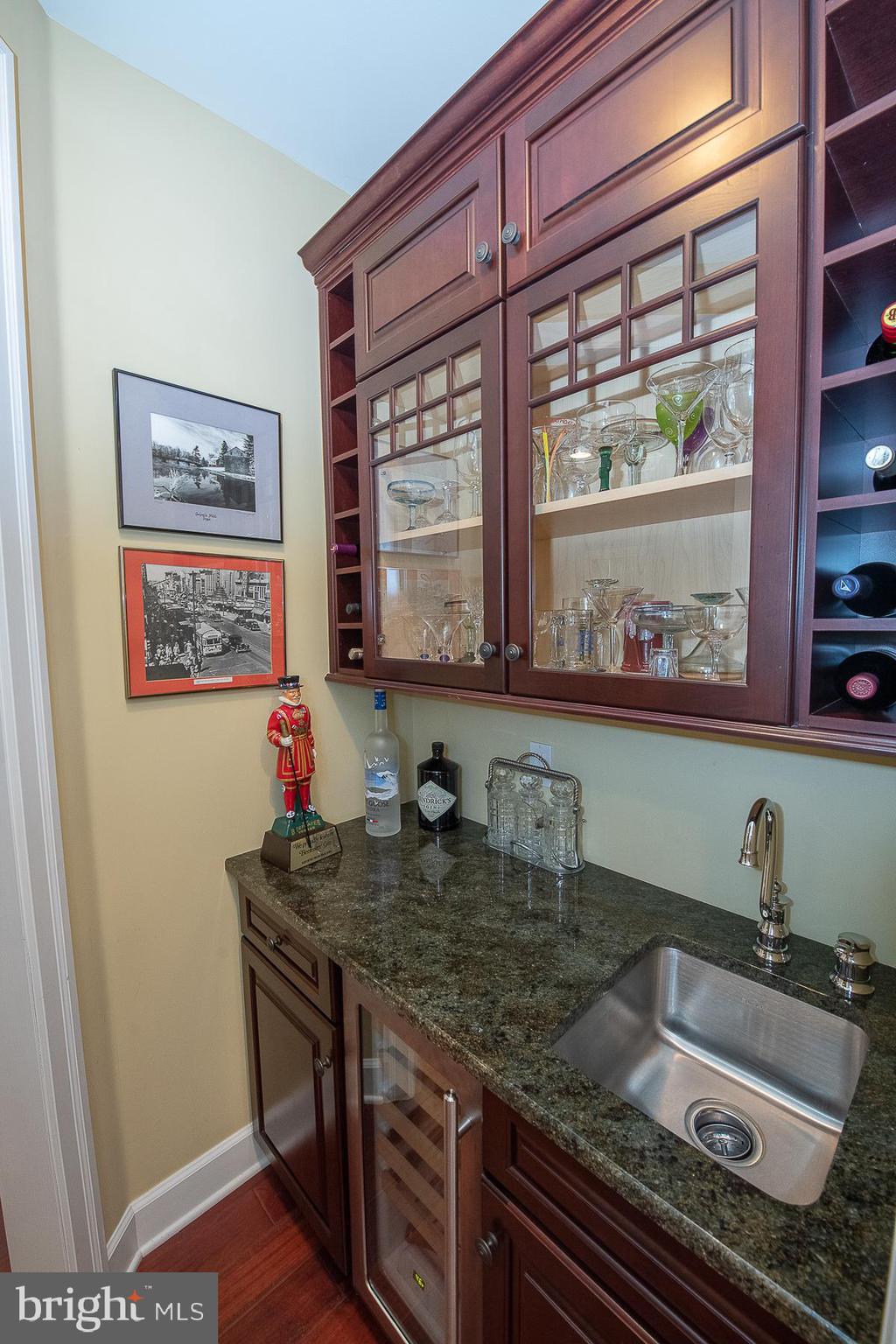317 Conestoga Road Wayne, PA 19087 - Photo 14 of 65 Bar area and butlers pantry off dining room