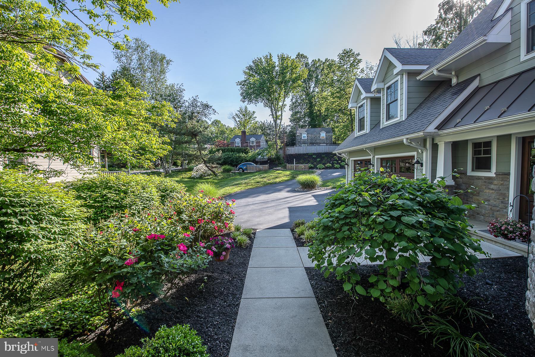 317 Conestoga Road Wayne, PA 19087 - Photo 4 of 65 Walk way from front door