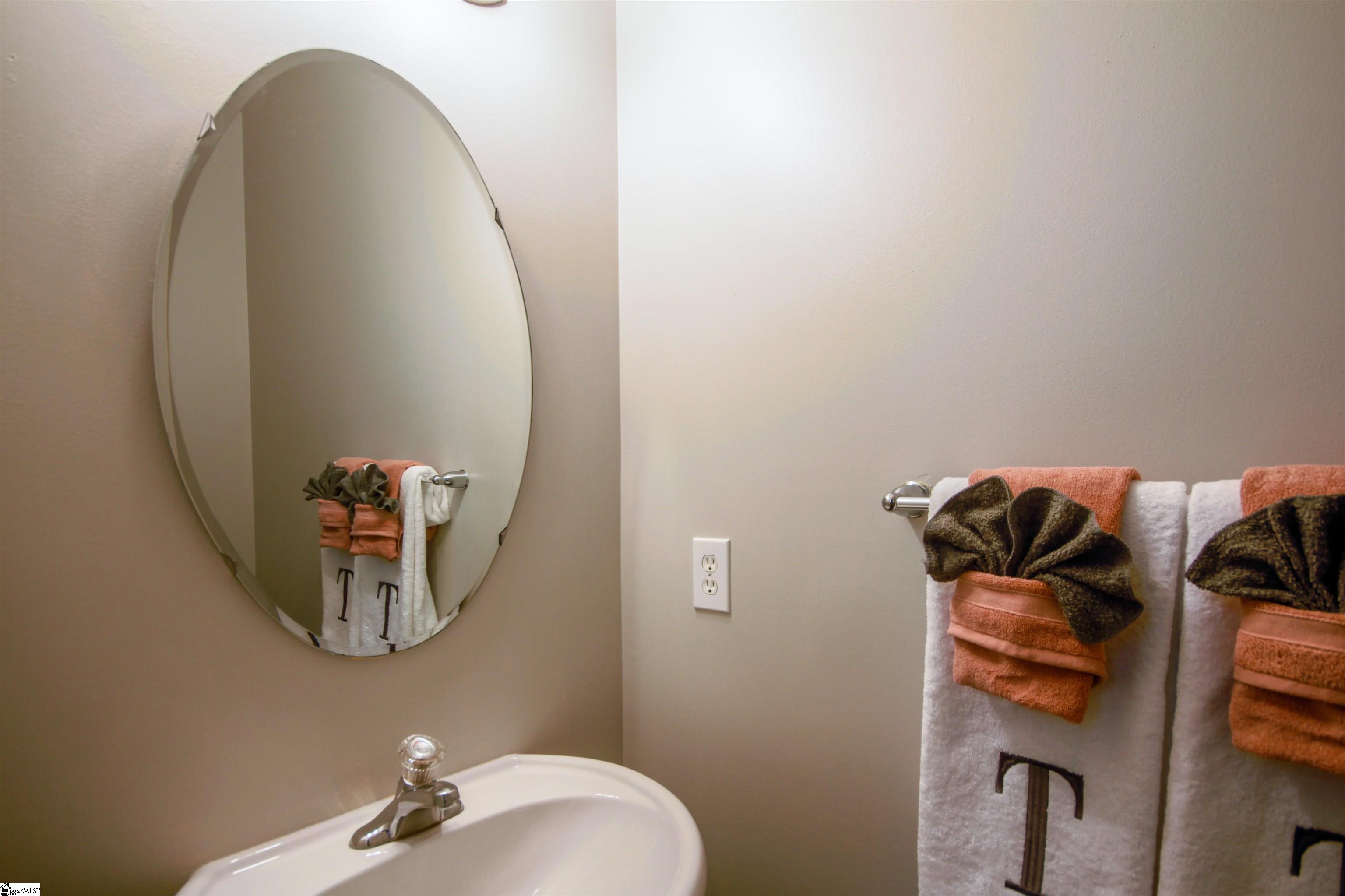 111 Timlin Drive Greenville, SC 29607 - Photo 7 of 36 Gallery Image 7