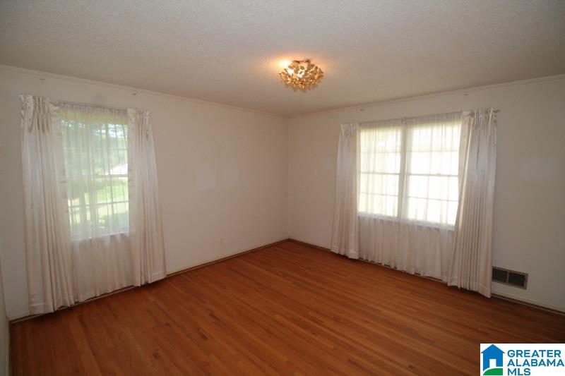 945 Pine Hill Road Birmingham, AL 35235 - Photo 14 of 20