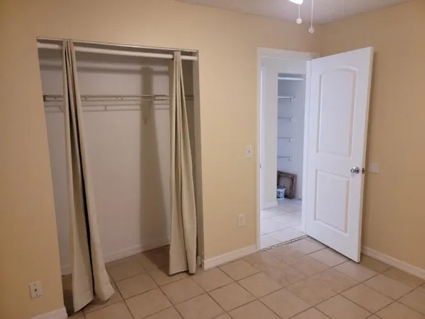 $1,800 | 3304 Oleander Avenue, Fort Pierce, FL 34982