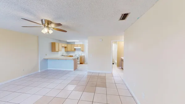 $1,800 | 3304 Oleander Avenue, Fort Pierce, FL 34982