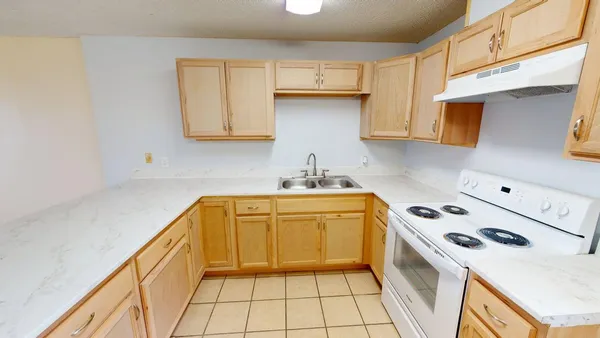 $1,800 | 3304 Oleander Avenue, Fort Pierce, FL 34982