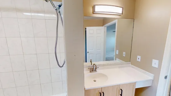 $1,800 | 3304 Oleander Avenue, Fort Pierce, FL 34982