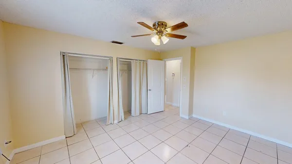 $1,800 | 3304 Oleander Avenue, Fort Pierce, FL 34982