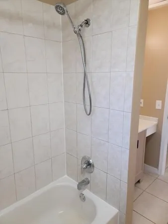 $1,800 | 3304 Oleander Avenue, Fort Pierce, FL 34982