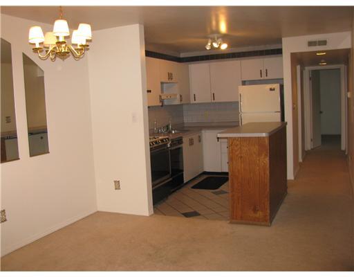 1305 Kenzie Road Pittsburgh, PA 15205 - Photo 4 of 13 Kitchen.