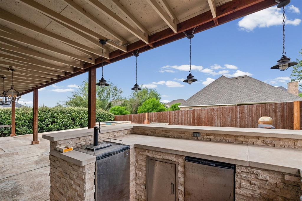 437 Prairie Run Aledo, TX 76008 - Photo 31 of 33 Expansive Covered patio