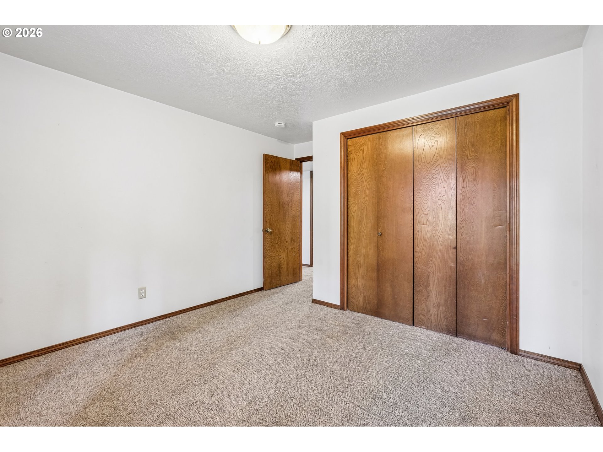 13620 Southwest Fern Street Portland, OR 97223 - Photo 24 of 41