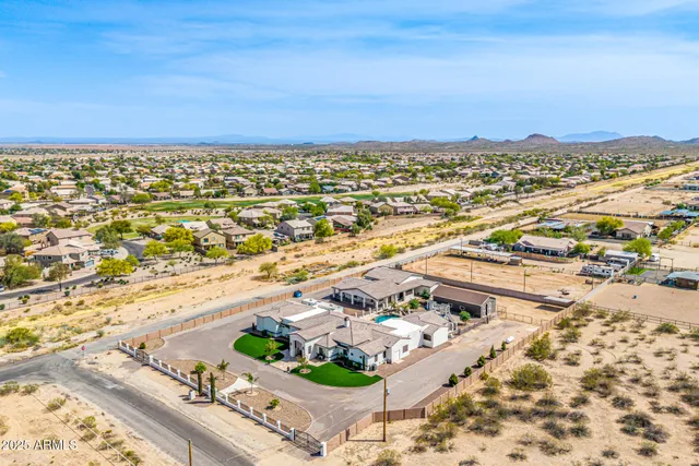 $1,940,000 | 447 West Judd Road, San Tan Valley, AZ 85143