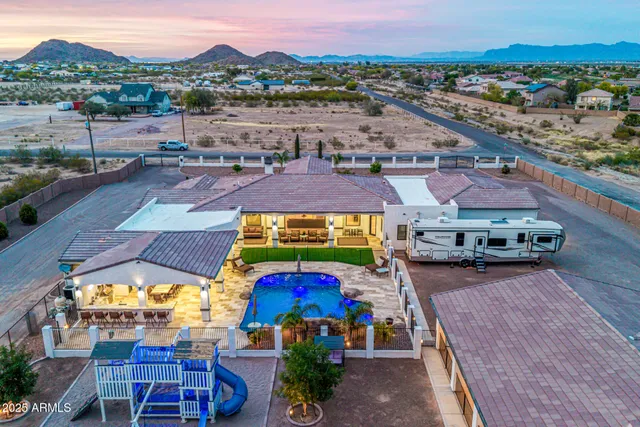 $1,940,000 | 447 West Judd Road, San Tan Valley, AZ 85143
