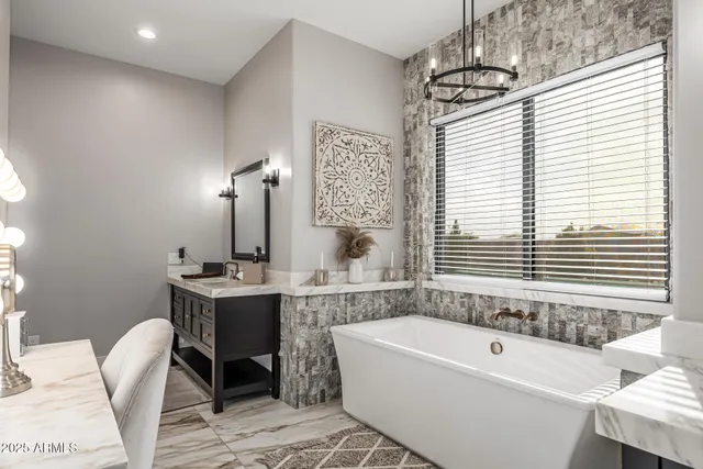 $1,940,000 | 447 West Judd Road, San Tan Valley, AZ 85143