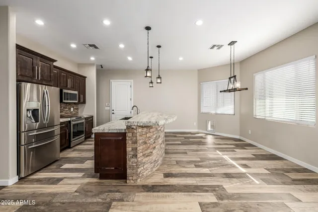 $1,940,000 | 447 West Judd Road, San Tan Valley, AZ 85143