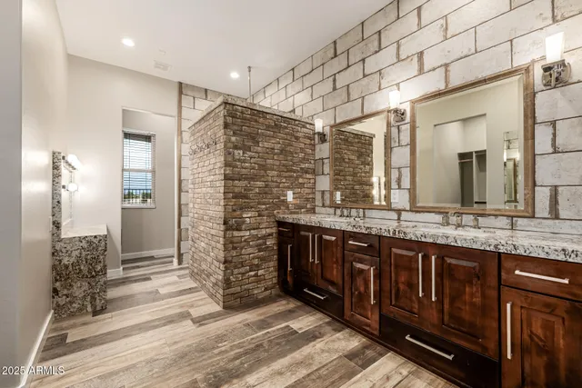 $1,940,000 | 447 West Judd Road, San Tan Valley, AZ 85143