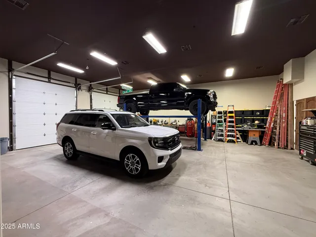 $1,940,000 | 447 West Judd Road, San Tan Valley, AZ 85143