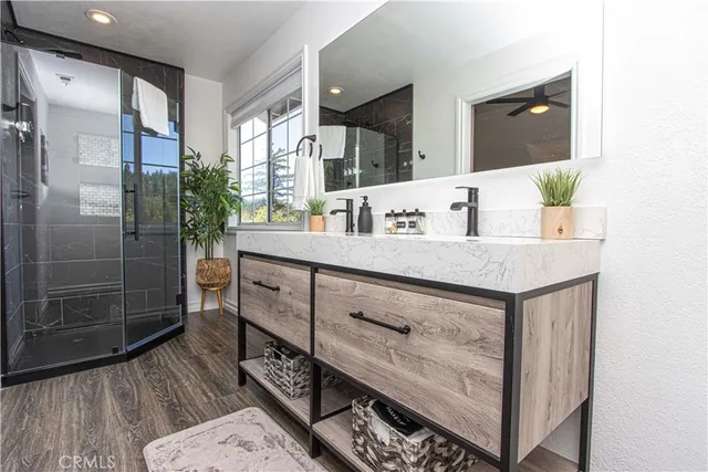 $449,000 | 26448 Thunderbird Drive, Lake Arrowhead, CA 92391