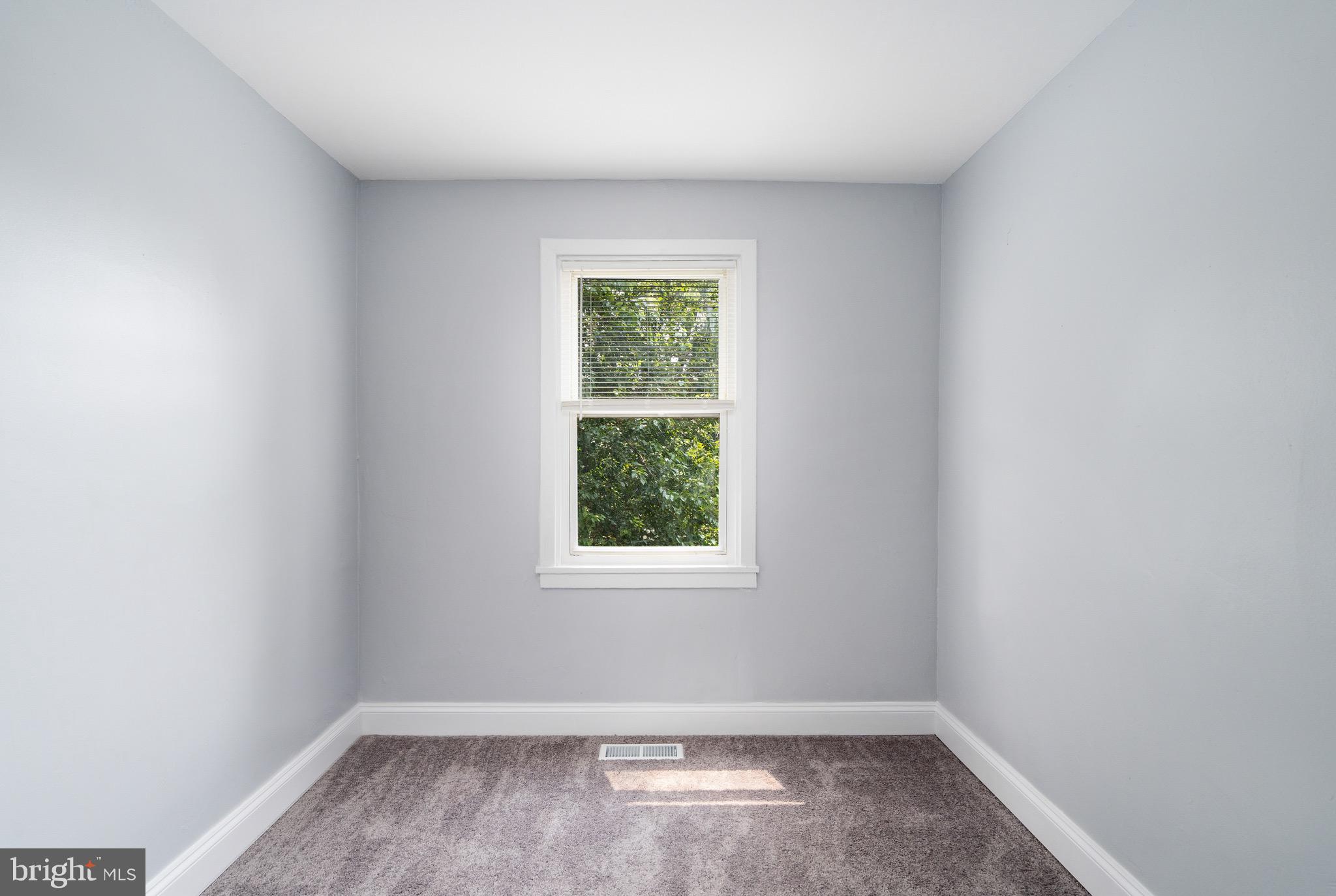 4415 Pen Lucy Road Baltimore, MD 21229 - Photo 19 of 27 2nd bedroom