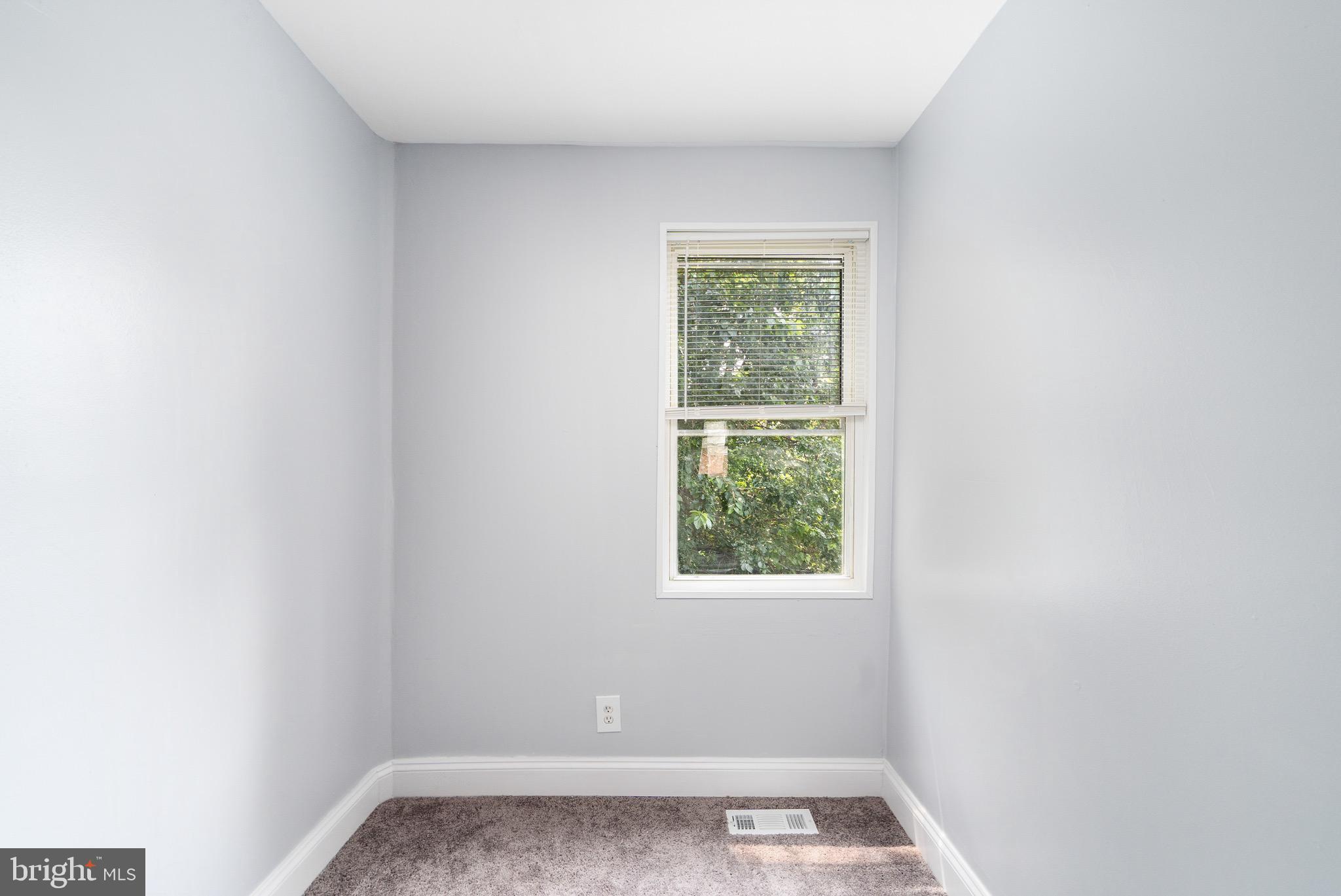 4415 Pen Lucy Road Baltimore, MD 21229 - Photo 21 of 27 3rd bedroom
