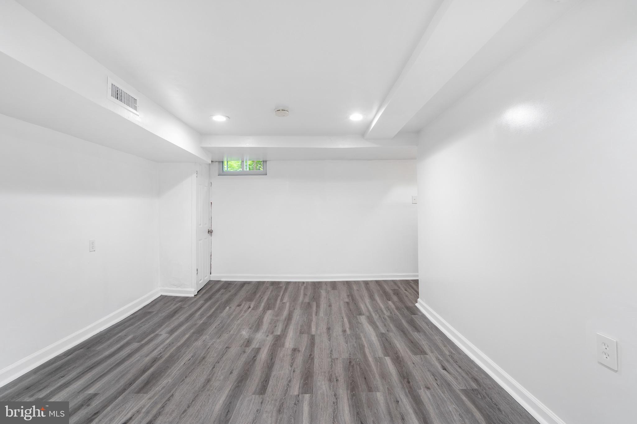 4415 Pen Lucy Road Baltimore, MD 21229 - Photo 22 of 27 Finished basement