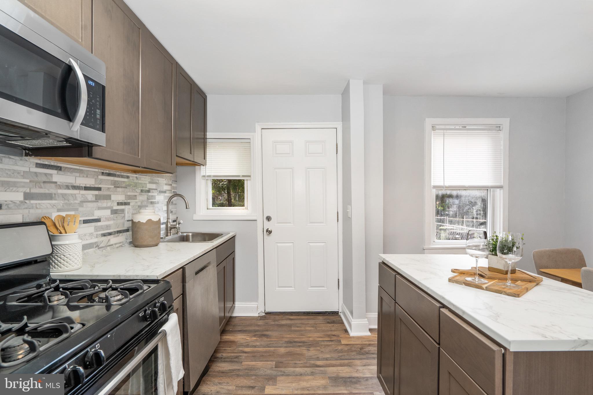 4415 Pen Lucy Road Baltimore, MD 21229 - Photo 10 of 27 Island provides plenty of counter space