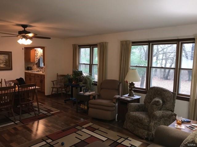4632 Wood Duck Road Pinckneyville, IL 62274 - Photo 4 of 11 Gallery Image 4