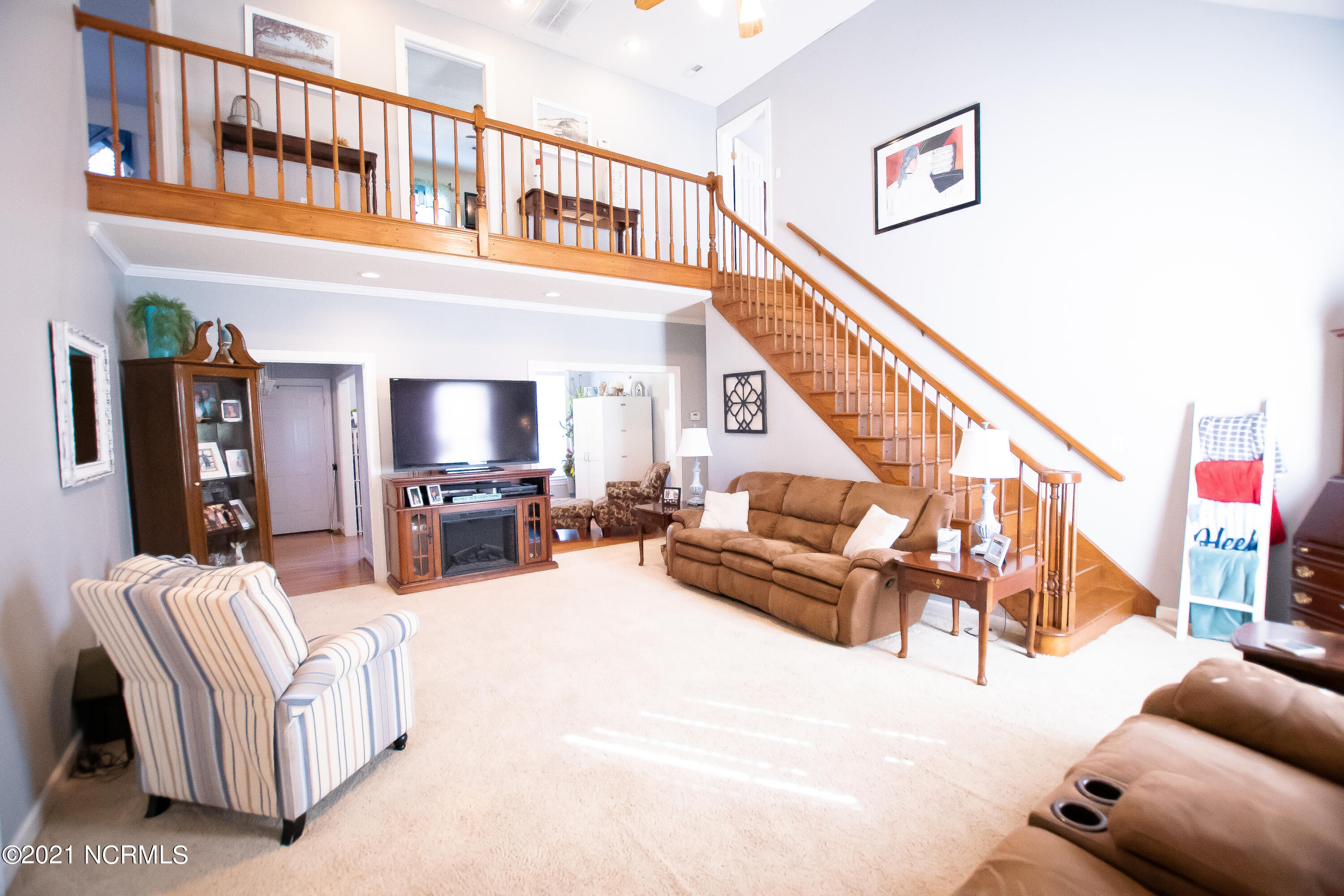 2720 Picadilly Road Kinston, NC 28504 - Photo 28 of 35 Living Room 2