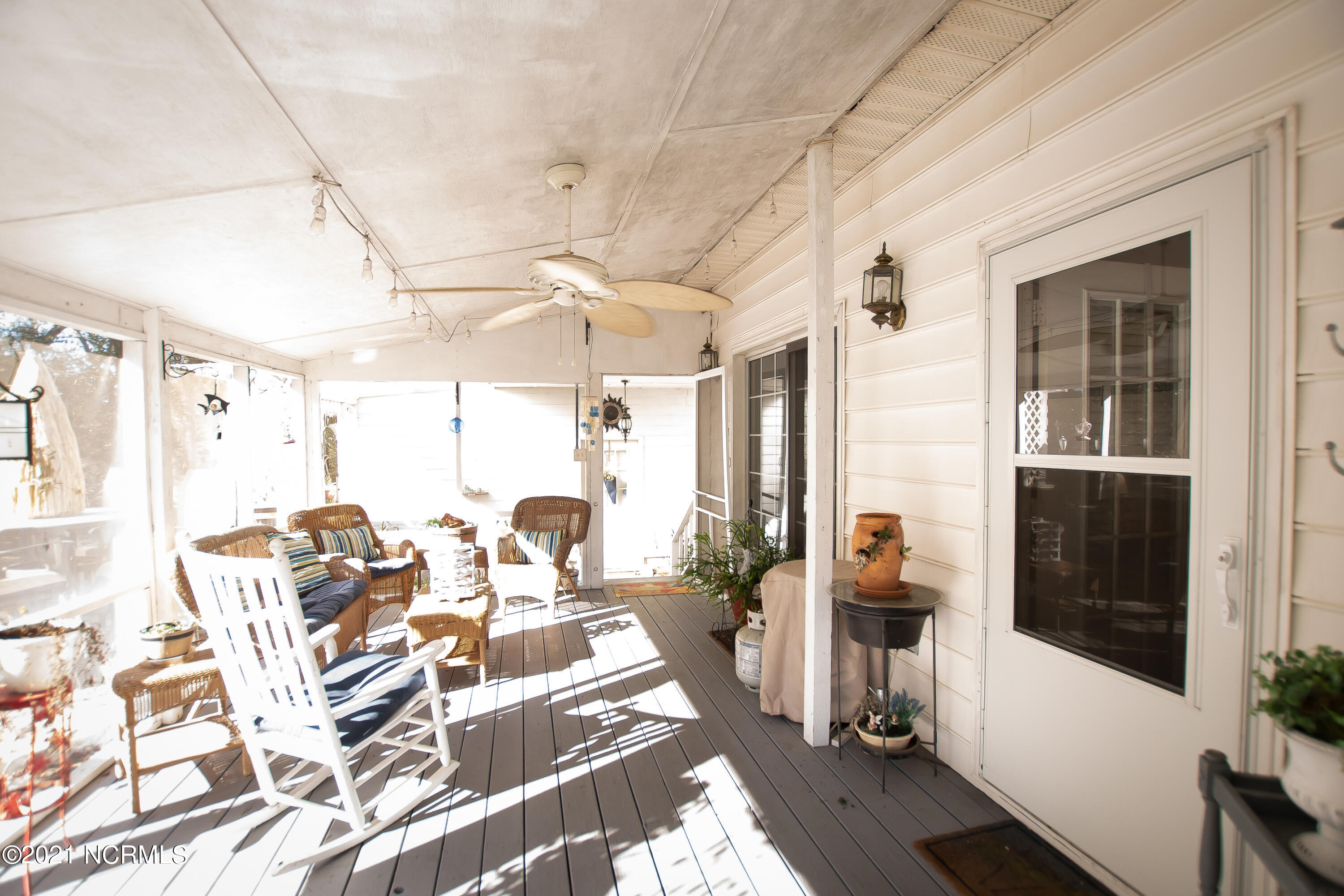 2720 Picadilly Road Kinston, NC 28504 - Photo 34 of 35 Screened Porch 2