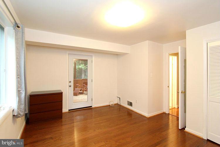 6606 Rannoch Court Bethesda, MD 20817 - Photo 16 of 24 Bedroom #4