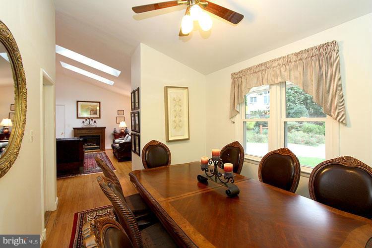 6606 Rannoch Court Bethesda, MD 20817 - Photo 5 of 24 Dining Room with Cathedral Ceiling