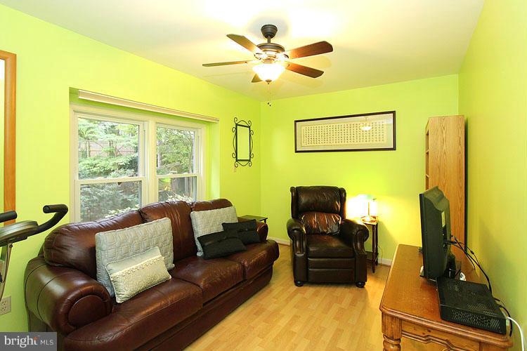 6606 Rannoch Court Bethesda, MD 20817 - Photo 6 of 24 Den