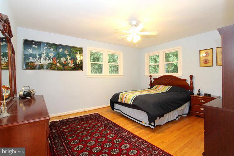 6606 Rannoch Court Bethesda, MD 20817 - Photo 8 of 24 Master Bedroom