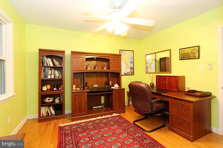 6606 Rannoch Court Bethesda, MD 20817 - Photo 10 of 24 Bedroom #2