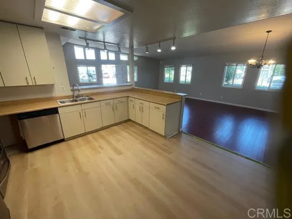 $4,200 | 769 Magnolia Avenue, Unit A, Carlsbad, CA 92008