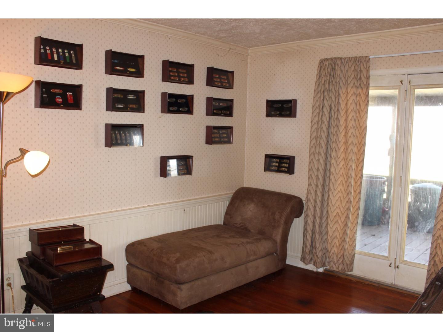 615 South Chester Avenue Riverside, NJ 08075 - Photo 4 of 19