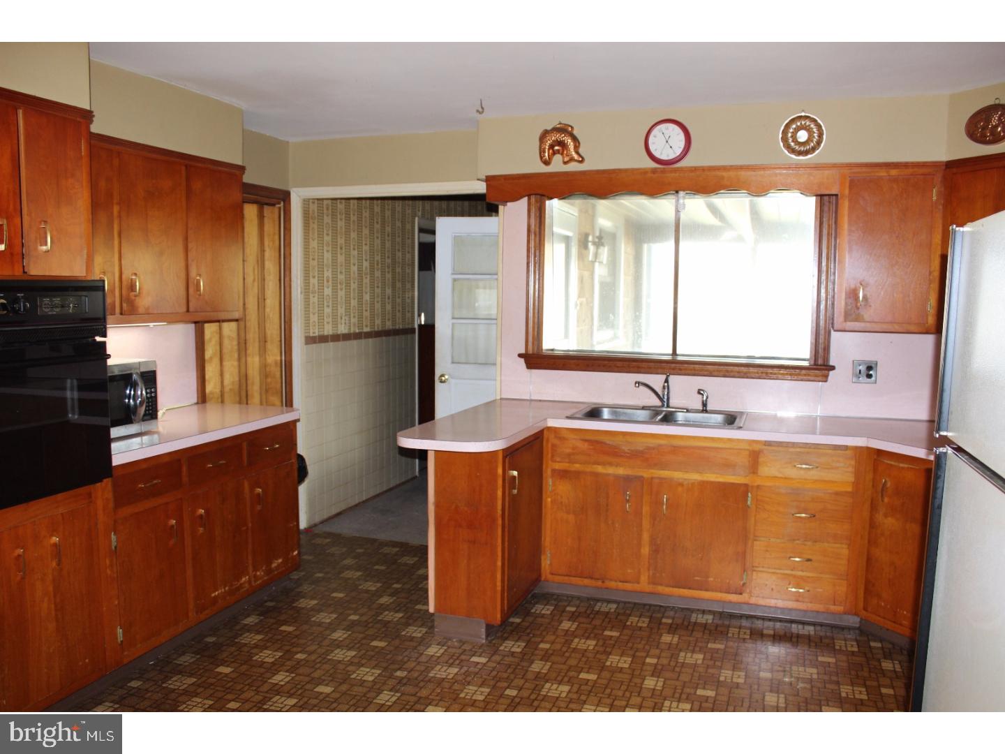 615 South Chester Avenue Riverside, NJ 08075 - Photo 6 of 19