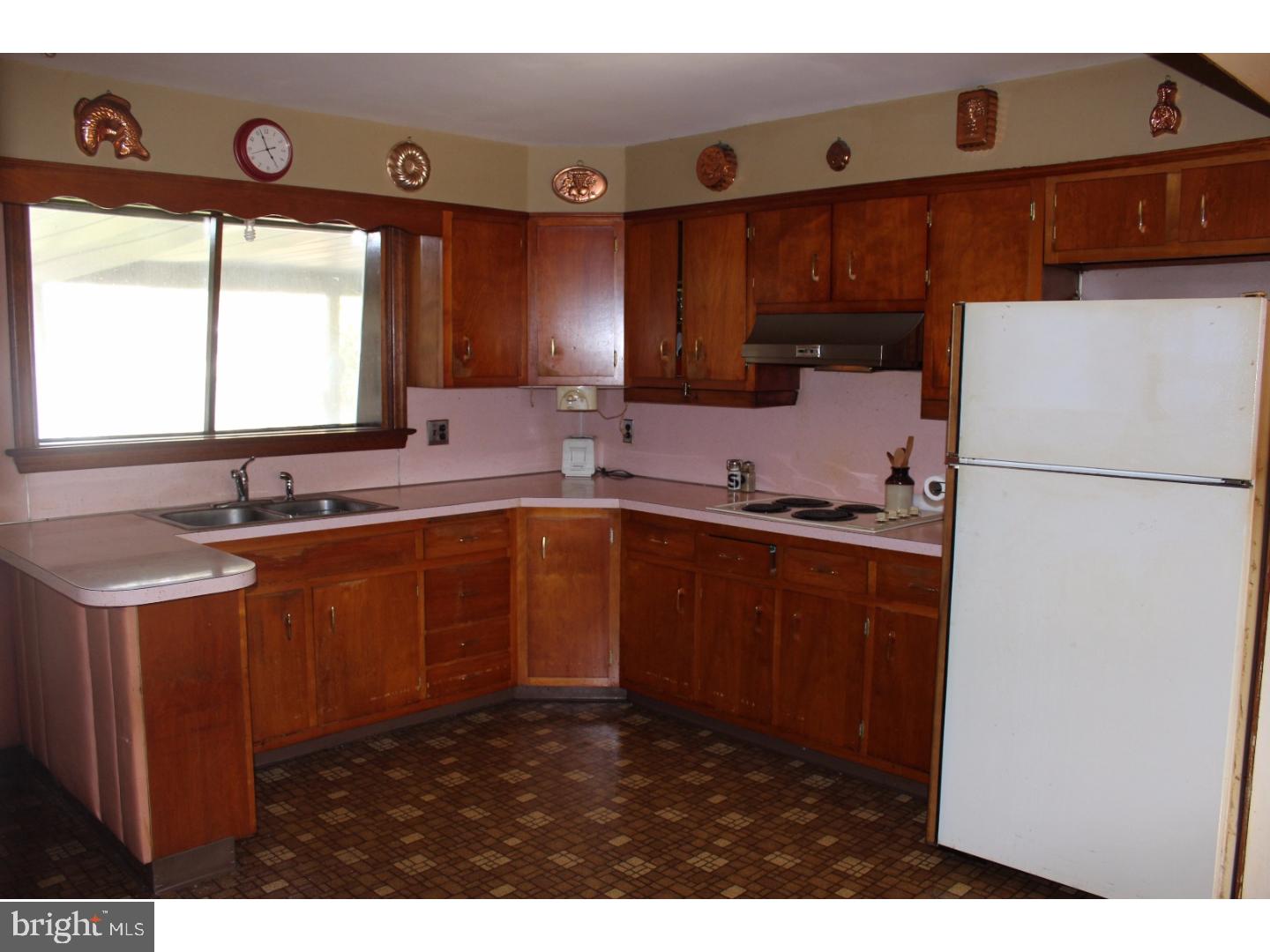 615 South Chester Avenue Riverside, NJ 08075 - Photo 7 of 19