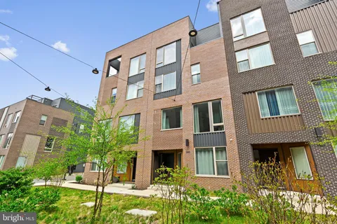 $5,600 | 3203 Sunrise Walk, Philadelphia, PA 19125