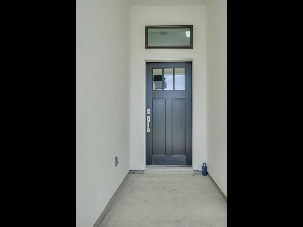 12327 Maypole Bend Austin, TX 78717 - Photo 3 of 30 a view of a hallway with front door