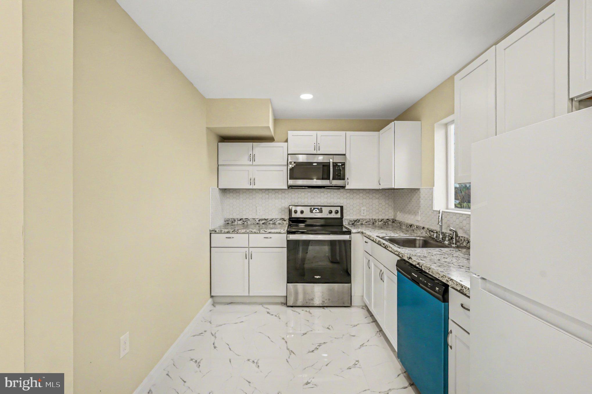 1935 Brookside Drive Edgewood, MD 21040 - Photo 6 of 33 Main Level